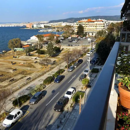 Seafront Family & Free Parking, The Cruiseflat * Salonicco